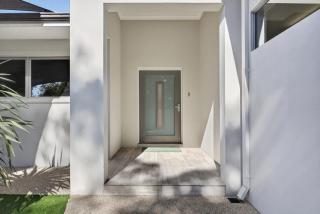 Family Retreat on the canal - Private Jetty - 2