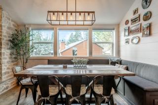 Luxury Helios Retreat by the Village- Apres Ready - 6