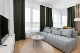 Comfortable Apartment with Air Conditioning and Balcony in Gdańsk by Noclegi Renters - 0