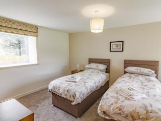 Easter Caiplich - Uk30263 - 3