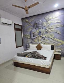Hotel Shri Govind Dev - 5