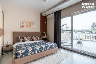 StayVista at Elysian Forest Villa with Pool - 2