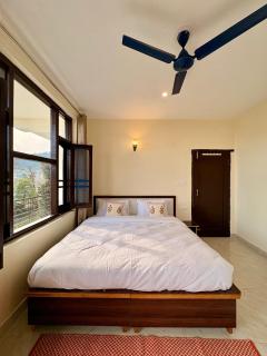 Soma House Dharamkot - 4