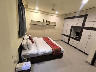 Hotel Shreenathji Inn - 1
