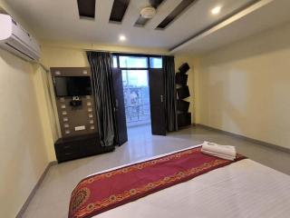 Hotel Shreenathji Inn - 1