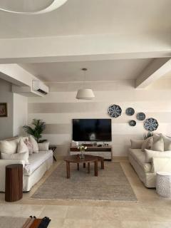 4BR Villa with Private Pool in Gouna - 2
