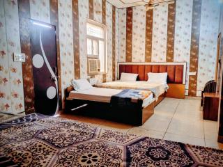 Radhika comfort stay - 7