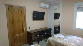 Hostal Retiro - Madrid - 9