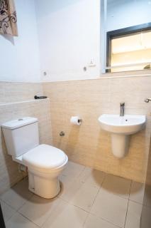 Queenscott Luxury Apartments - 1