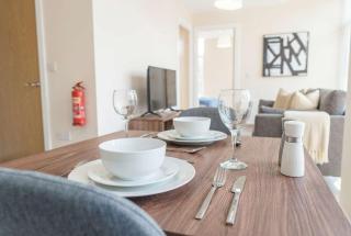 Bright 1 Bed Apartment Manchester - Sleeps 2 - 6