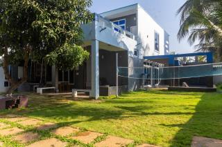 Villa De Aqua ECR 2 with Rain Shower Pool and 4K Cinema - 9