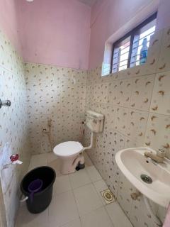 Ridge Bae Inn Budget Rooms - 2