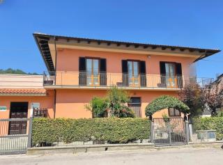 Bisenti Terrace Apartment - 9