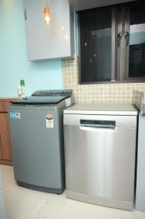 Pooja & Dev Home in Kolkata, India - 8