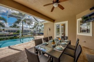 CoralVilla Martinique-pool, spa, foosball table, water view, boat dock, office - 1