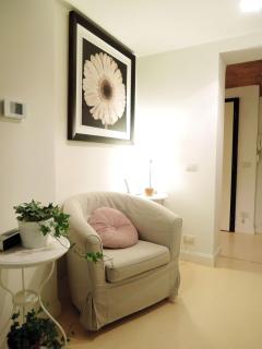 Cozy & Charming Florentine Hideaway - 9