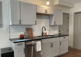 2 Bedroom Home - Posh Princeton Pad - 3