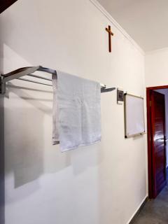 Cozy Minimalist Home Near Seminyak & Kuta - 4