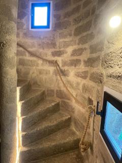 Château Les Boissieres aux portes d'Uzes 26 couchages Piscine Sauna en bord de rivière Cadre exceptionnel - 9