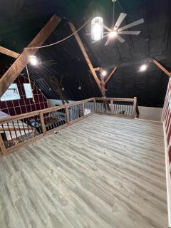 Hayloft Hideaway - 6