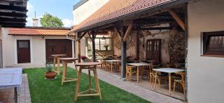 Pri Hudi Mravljici - 8