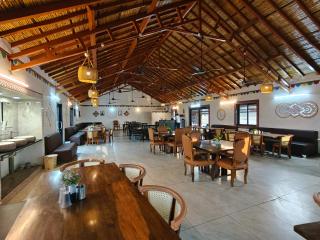 The Grand Hotel Dhoalvira - 8