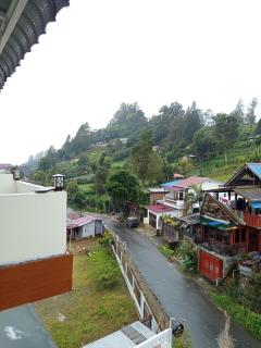 M2 Homestay Berastagi - 9