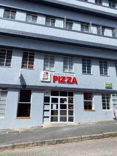 Pepper Korrel - Paarl - Self Catering Apartment - 6