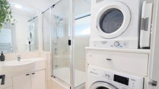 Mooloolaba Breeze-Luxe Family Stay 5-Mins to Beach - 3