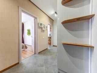 Stylish 1BR in the Heart of Town - 6