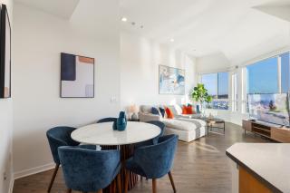 Ocean's Edge 2BR Penthouse - Infinite Blue Views - 8