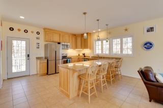 Pool and Dock Access! Bohannon Cottage on the Bay - 9