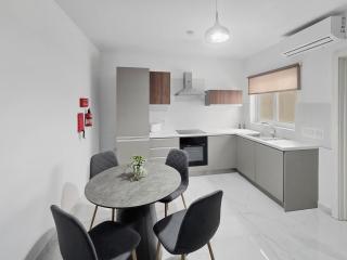 Saphire Suites 182 - 0