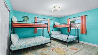 Family Fun Getaway with Pool, Game Room, Shuffleboard - 5