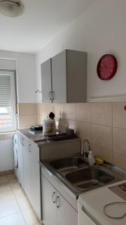 Apartment Theater - 7