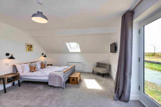 Finest Retreats - The Holt - 1