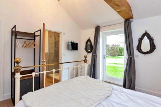 Finest Retreats - The Sett - 1