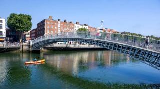 One Bedroom Central Apartment - 1