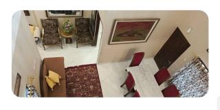 Loelyta family art house - 1