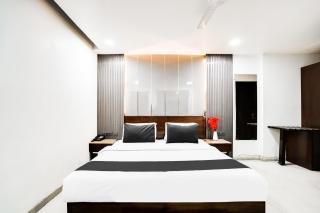 Super Hotel O Grand Peepal - 4