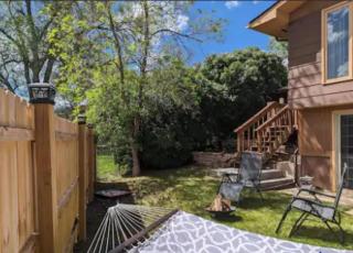 Charming 2 Bedroom Apartment - 5