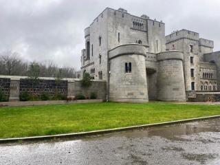Bastian Gate Gosford Castle - 7
