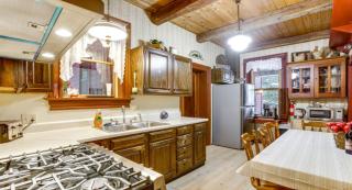 Deer Creek Winery at Watson Estate - 7