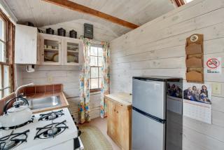 Cozy Vineyard Haven Cottage Less Than 1 Mi to Beach! - 5