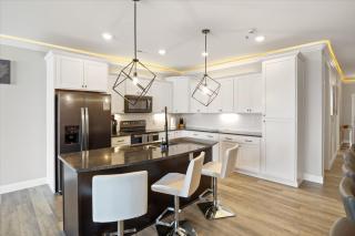 New Topsider Condo With Boat Slip - 8