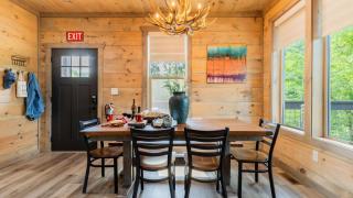 Rambling Ridge Lodge by AvantStay - 2