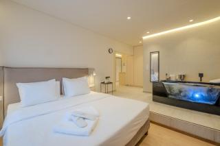 Athensis Central Suites - 1