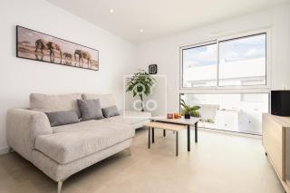 Pilar Prime Penthouse with Rooftop and Pool by OYOOSTAYS - 5