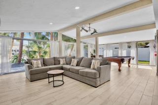 Oceanside Retreat - 6