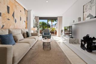 Estepona Apartment at Sunset Golf - Pool And Parking - 9